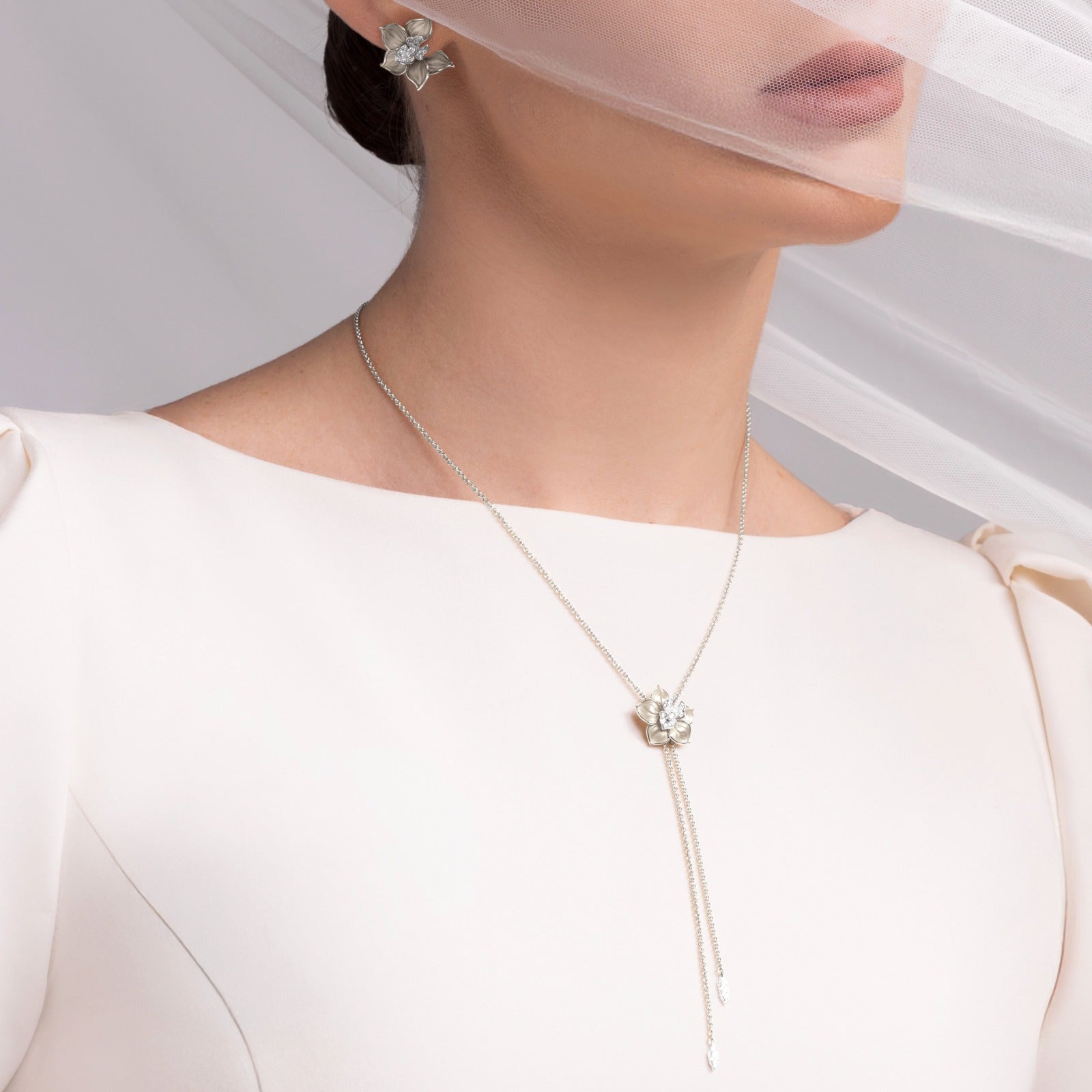 Carrera y Carrera Orquideas Pendant