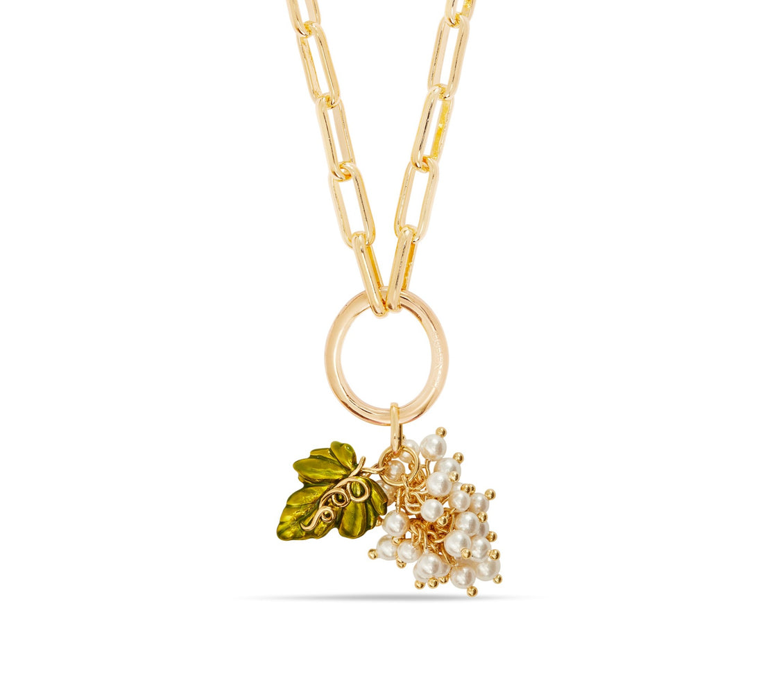 Les Néréides Grape Pendant, Harmony & Prosperity