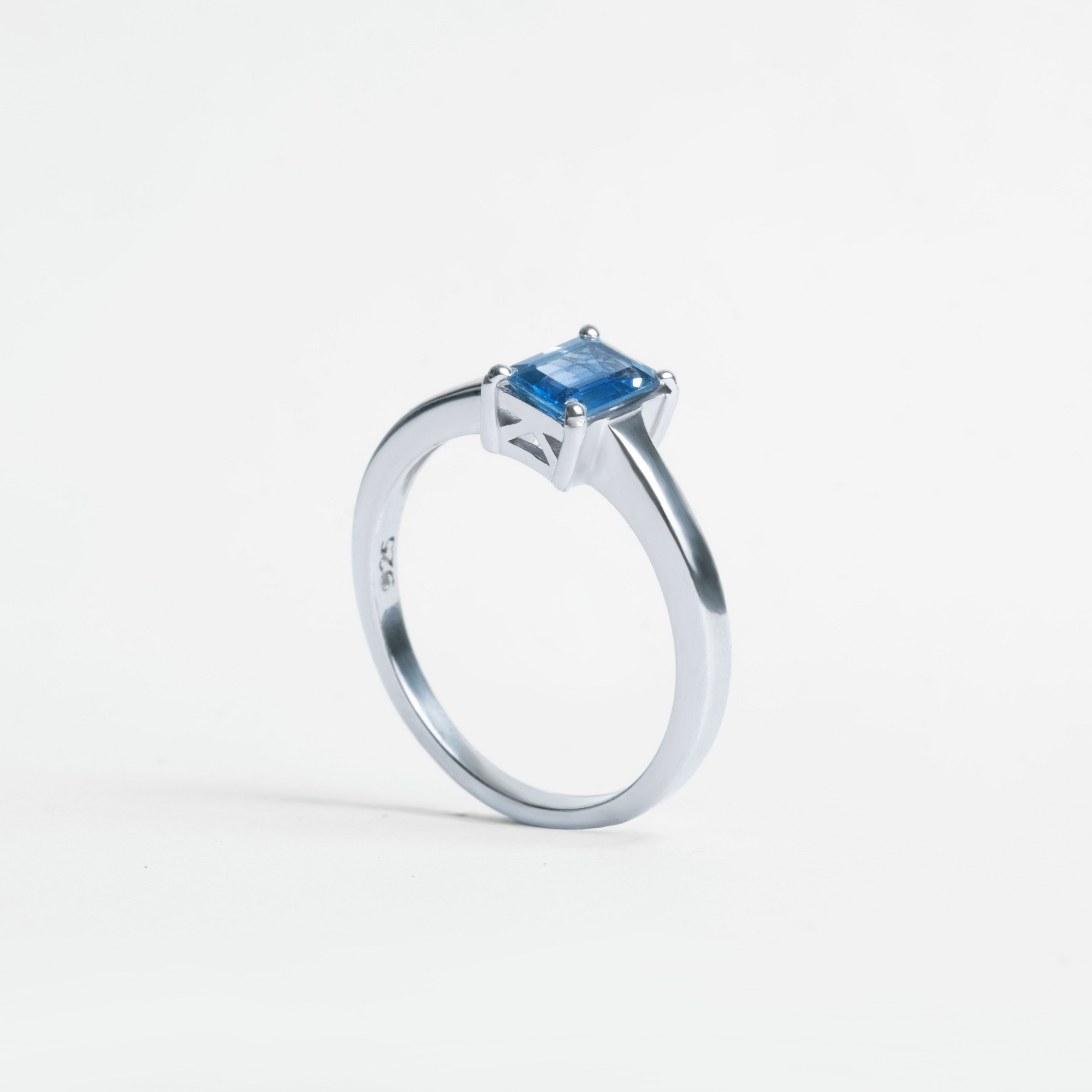 Silver Emerald Cut Gemstone Ring