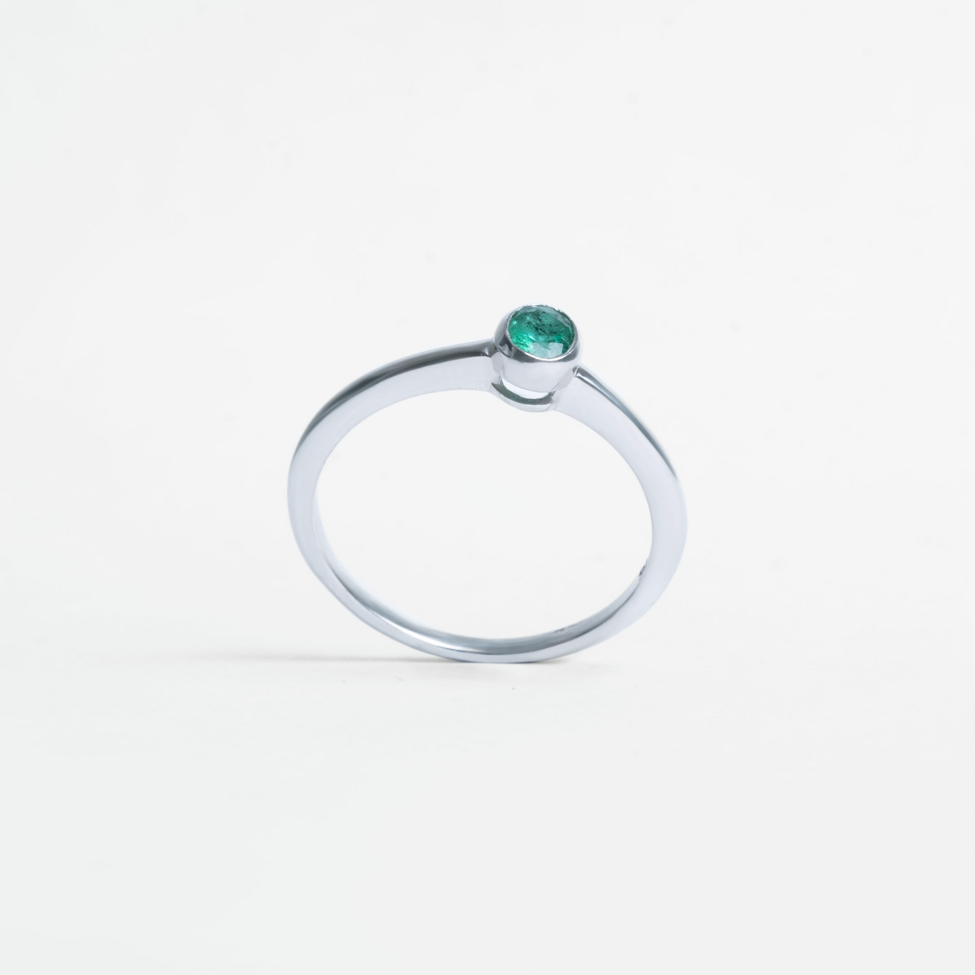 Mini Silver Bezelled Ring