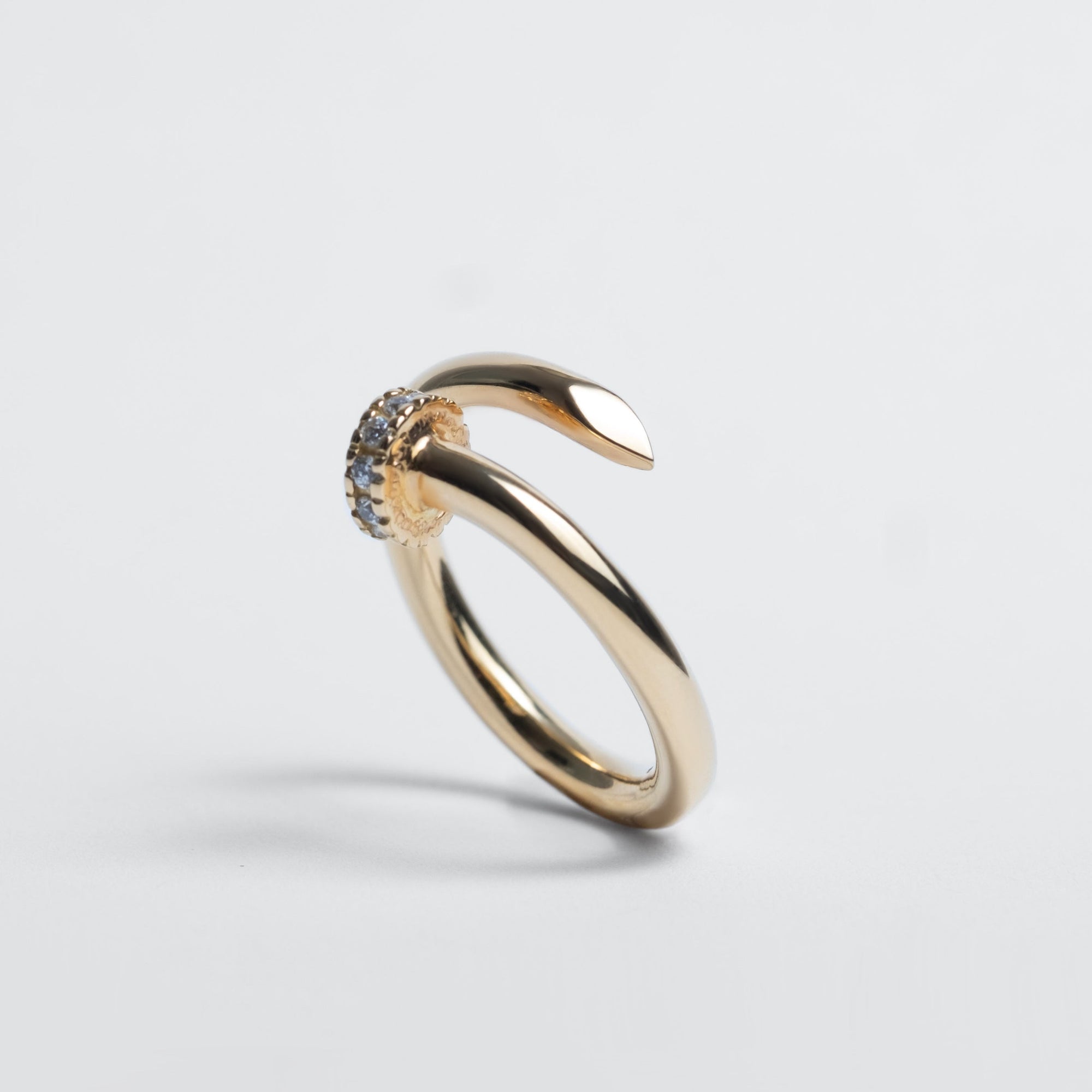Nail Ring in 18kt Yellow Gold