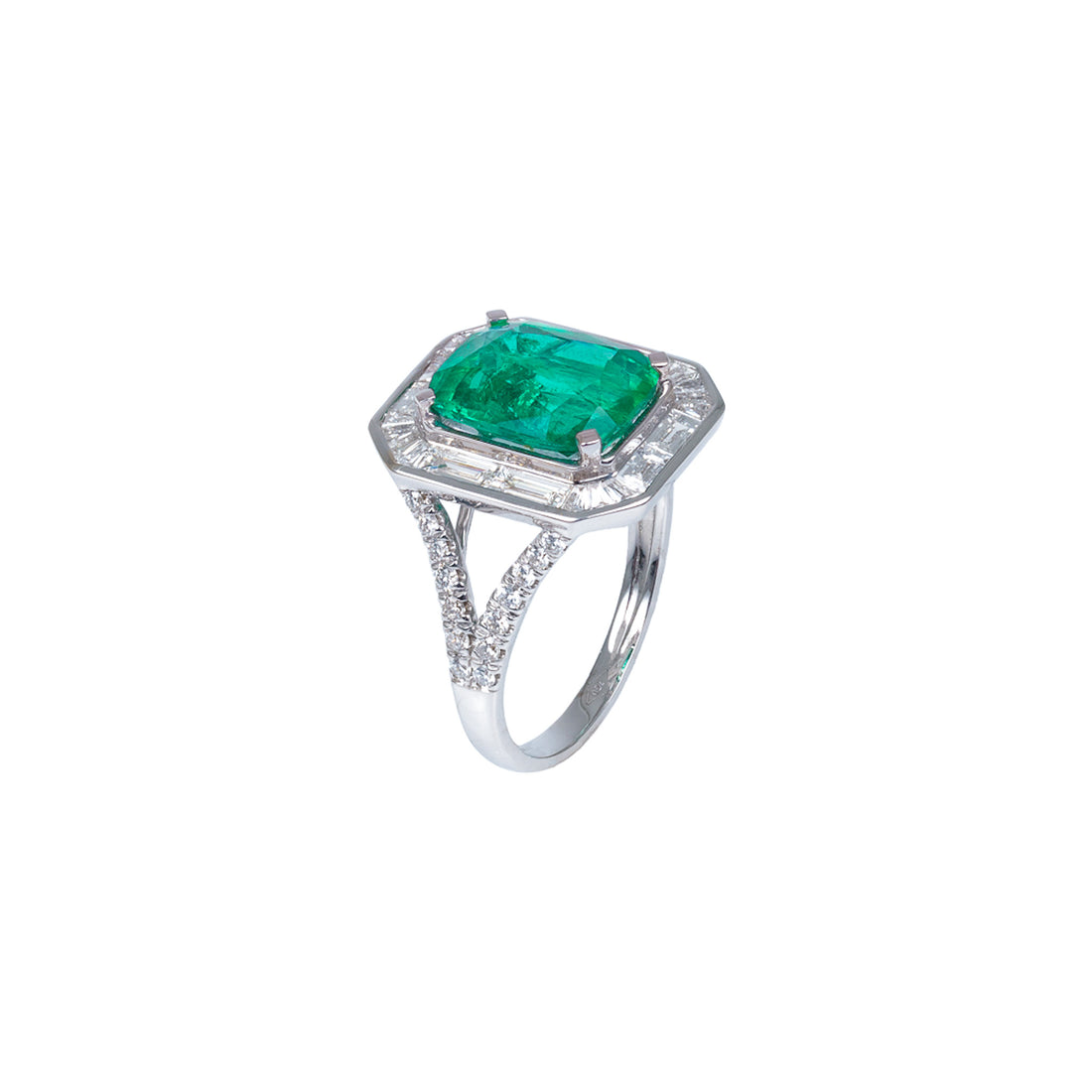 Maison de Joie 18kt White Gold Diamond & Emerald Ring
