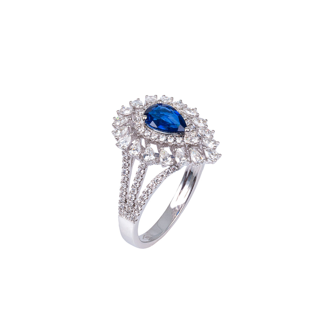 Maison de Joie 18kt White Gold Diamond & Sapphire Ring